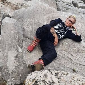 Meet your Posher, Sal